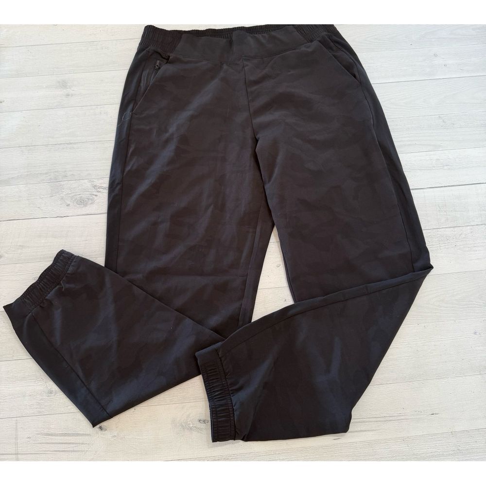Athleta black camo women's joggers size 12